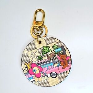 Louis Vuitton Pink Leather Accessory